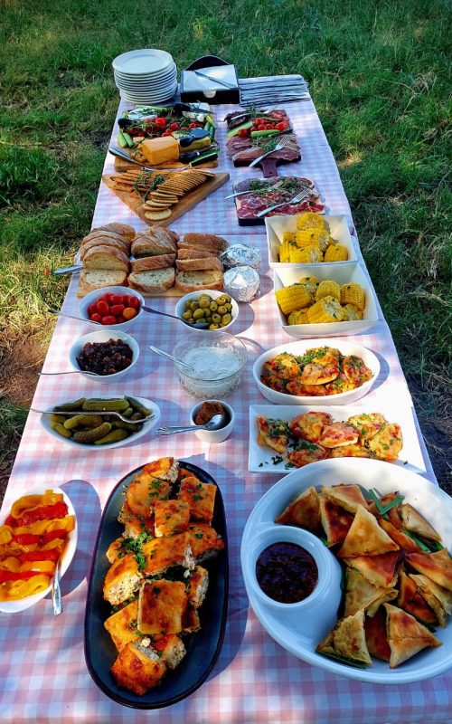 Zambezi Board Brunch Safari